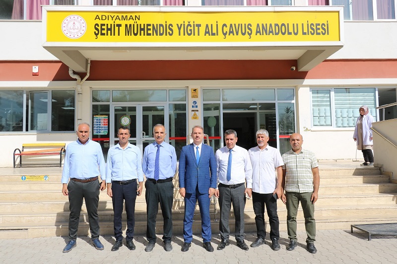 Adıyaman İl Milli Eğitim Müdürü Ali Tosun Okul Ziyaretlerine Devam Ediyor