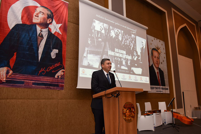 Vali Şahin: Sizler Atatürk’ün Yolunda Giden Öğretmenlersiniz