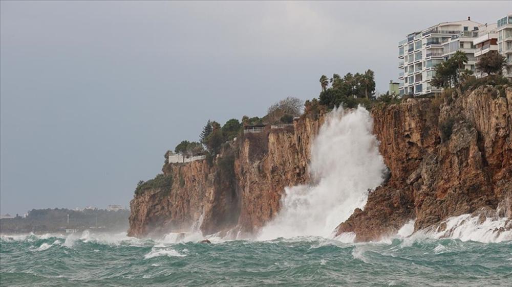 ANTALYA'DA KAHREDEN OLAY