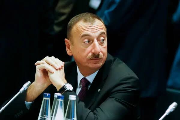 Azerbaycan'da Zafer Aliyev'in