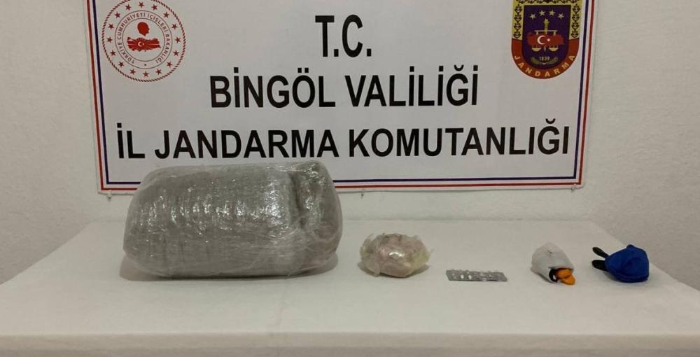 Bingöl Jandarması, 2 Kilo Esrar Maddesini Ele Geçirdi