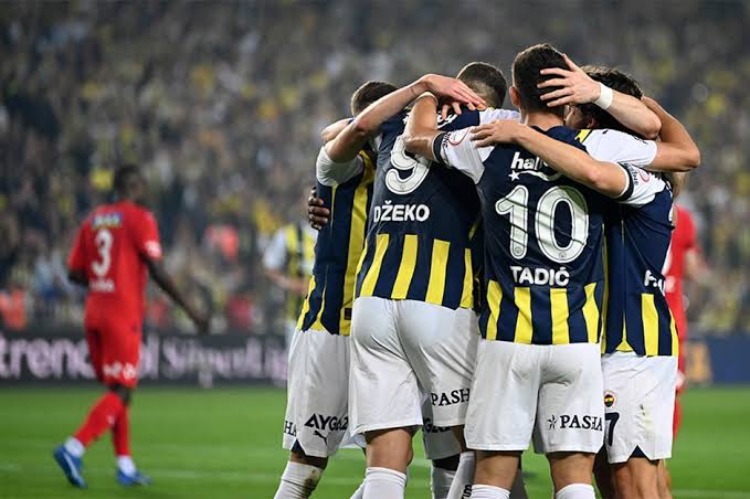 Fenerbahçe'nin Rakibi Belli Oldu