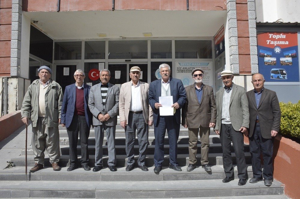 Hakkari'nin rıhspiler (aksakallılar) son günlerde yaşanana olaylarla ilgili basın açıklaması yaptı.