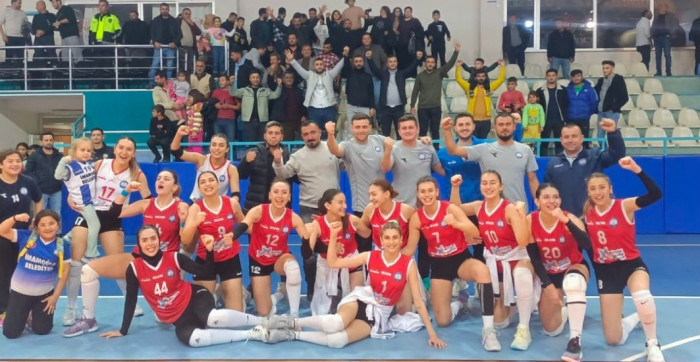 İmamoğlu Belediyespor çıktığı sezon geri düştü