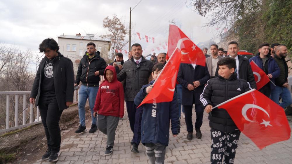 AĞBABA: 23 NİSAN ESARETİN ASLA KABUL EDİLMEYECEĞİNİN TÜM DÜNYAYA GÖSTERİLDİĞİ TARİHTİR