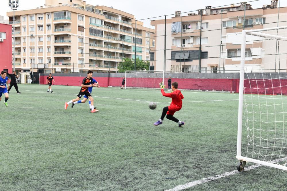 ÇİĞLİ’DE 19 MAYIS KUTLAMALARI FUTBOL TURNUVASI İLE BAŞLADI