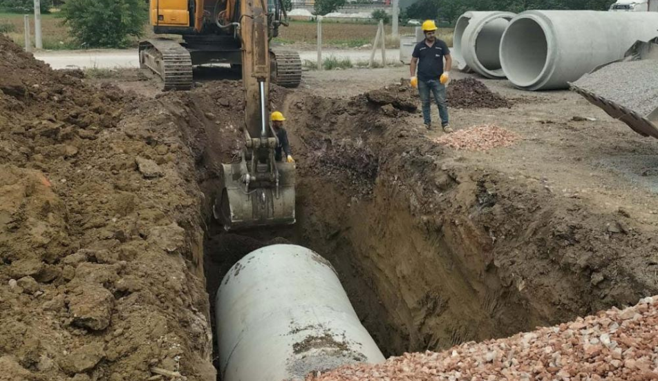 Kartepe İnönü Caddesi’ne yağmursuyu hattı