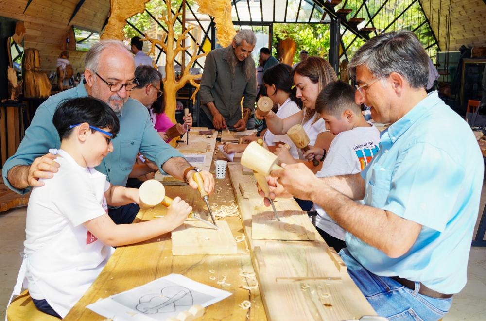 KALP HASTASI ÇOCUKLAR  AHŞAP ATÖLYESİNDE YETENEKLERİNİ KONUŞTURDU