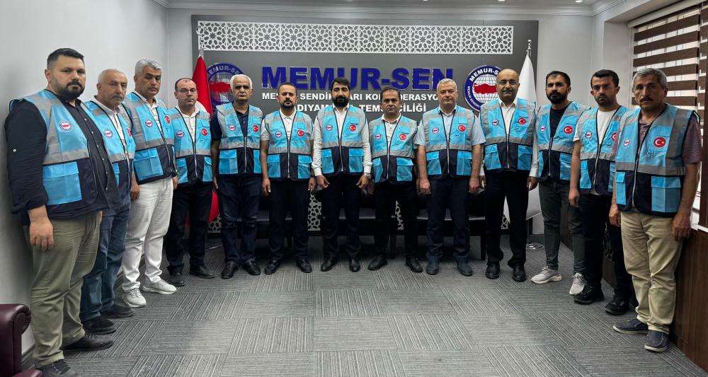 MEHMET DEMİR: KAMU GÖREVLİLERİNİN VE EMEKLİLERİNİN DURUMUNUN DA GÖZDEN KAÇIRILMAMALI