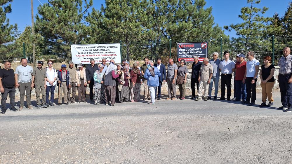 BEYPAZARI’NDA YEREL YÖNETİCİLER KAHVALTIDA BİR ARAYA GELDİ