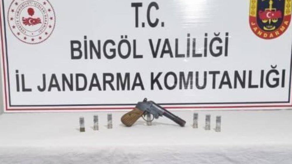 BİNGÖL’DE ARANAN 3 ŞÜPHELİ JANDARMA EKİPLERİNCE YAKALANDI