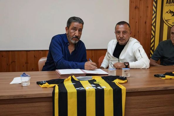 CÜNEYT DUMLUPINAR ADANA 01 FK'NIN YENİ TEKNİK DİREKTÖRÜ OLDU