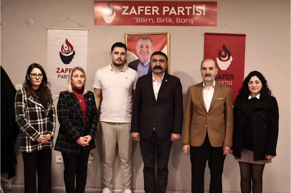 Muhalefetten Ortak Tepki: Çiğli’de Zafer Partisi’ne Destek Ziyareti