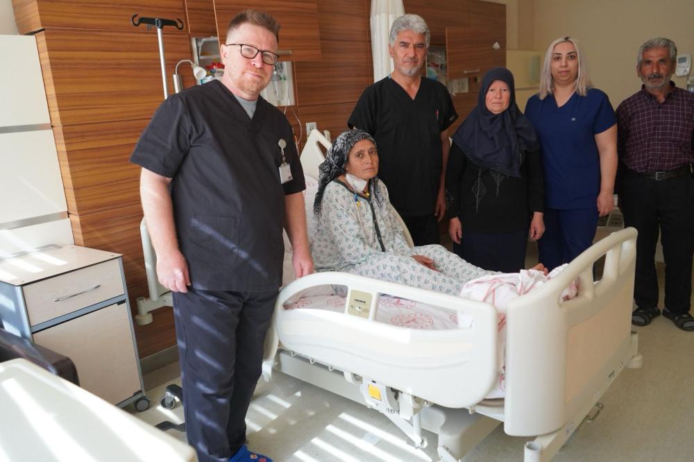 BAŞARILI OPERASYON: 35 DAKİKA HAYATTAN KOPARILDI, SAĞLIĞINA KAVUŞTU