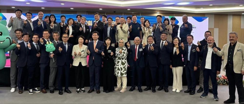 BAŞKAN BÜYÜKKILIÇ, GÜNEY KORE’NİN KARDEŞ ŞEHRİ YONGİN’DEKİ ONURUNA VERİLEN YEMEKTE KONUŞTU