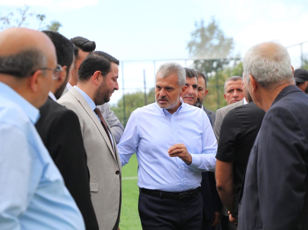 BAŞKAN ÖNTÜRK, TEKEBAŞI MAHALLESİ’NDEKİ HALI SAHAYI YERİNDE İNCELEDİ