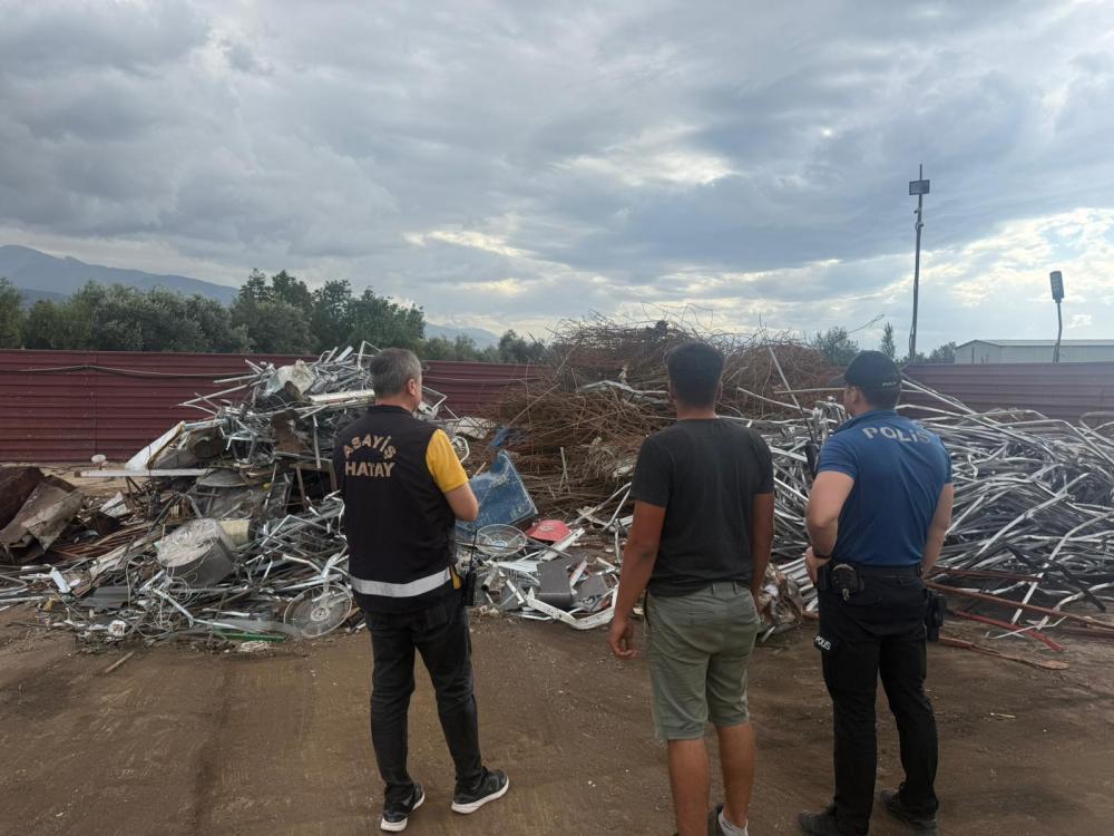 DÖRTYOL’DA HURDACILARA YÖNELİK DENETİM: BELGESİZ FAALİYETLERE YAPTIRIM