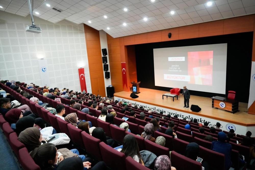 PROF. DR. AYTAÇ AÇIKALIN ADIYAMAN ÜNİVERSİTESİNDE EĞİTİM ÜZERİNE KONUŞTU