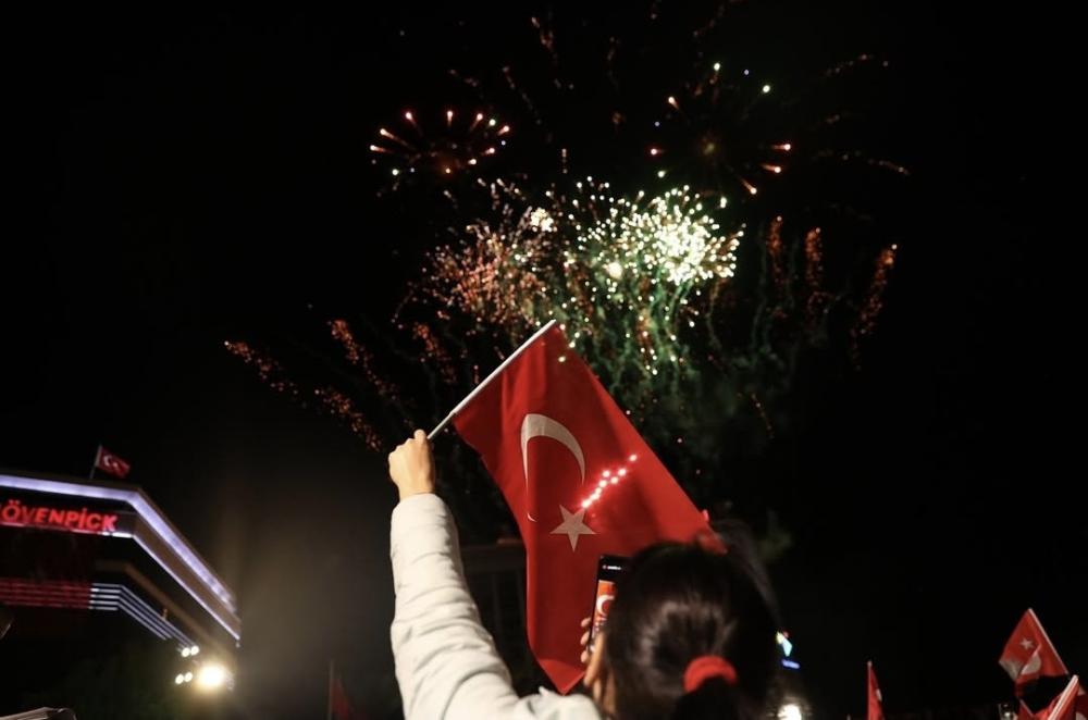 İZMİR, CUMHURİYET’İN 102. YILINI COŞKUYLA KUTLAMAYA HAZIRLANIYOR