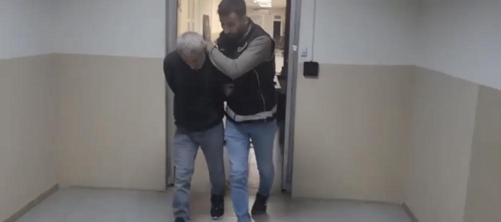 HATAY’DA UYUŞTURUCU SUÇLARINDAN ARANAN ŞAHIS YAKALANDI