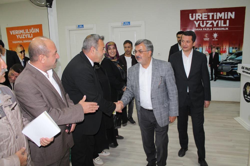 AK Parti Adıyaman İl Başkanı seçilen Çadır’dan anlamlı çağrı: “Çiçek yerine Gazze’ye bağış yapın”