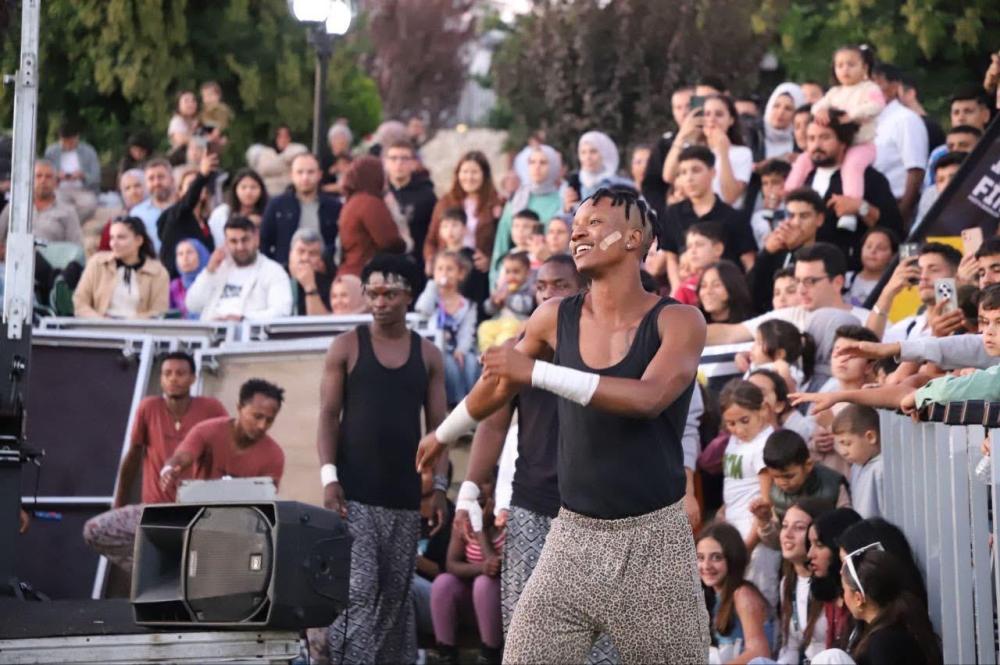 ALTINÖZÜ 9. ZEYTİN FESTİVALİ, RENKLİ VE ZENGİN ETKİNLİKLERLE GERÇEKLEŞTİ