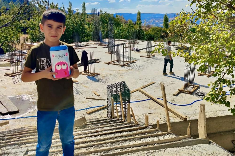 Küçük Bir Kalpten Büyük Bir İyilik: Ahmet’ten Örnek Davranış