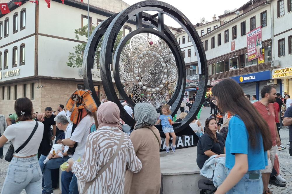 BEYPAZARI’NA TURİST AKINI: