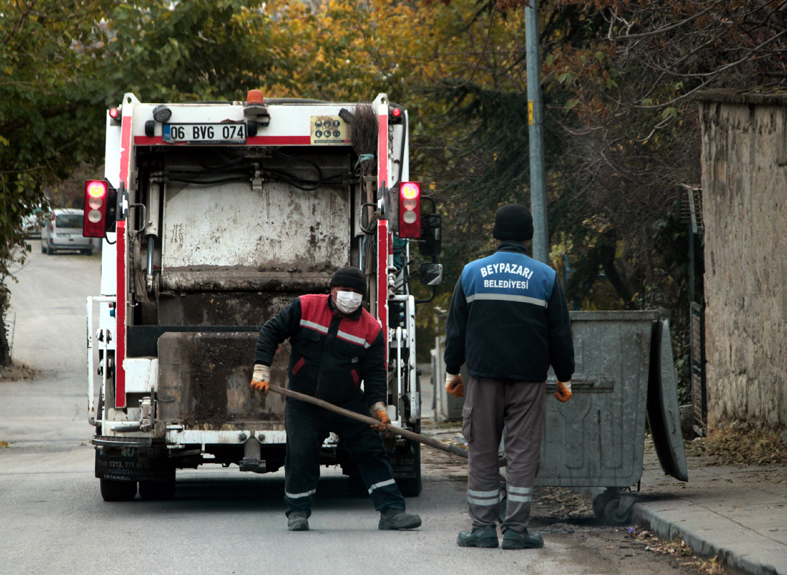 Beypazarı belediye başkanı Dr. Özer Kasap Temizlikçi mahkûmlardan randıman aldık